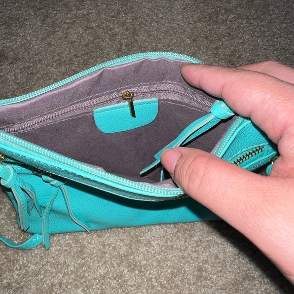AR New York Turquoise Crossbody Bag - Picture 5 of 5